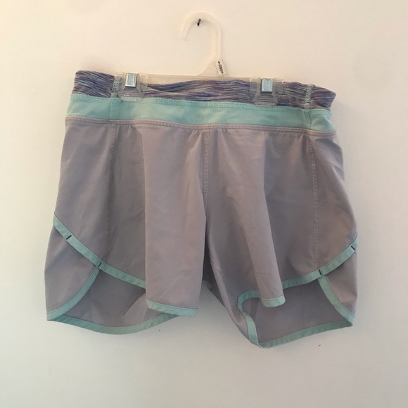Ivivva shorts - Picture 1 of 3